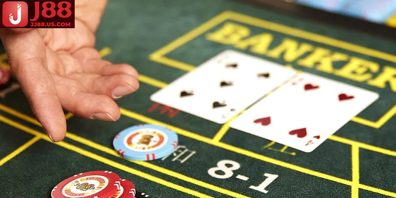 Kết hợp yếu tố may rủi và chiến thuật dự đoán thông minh